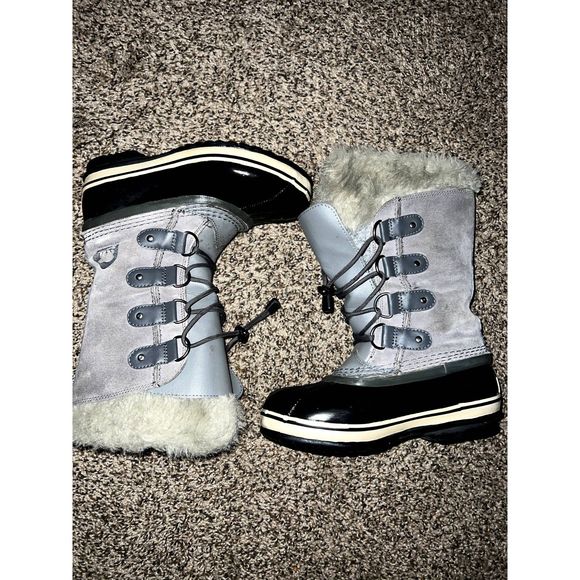Sorel Joan of Arctic Youth Boots Size 2 - Picture 1 of 6